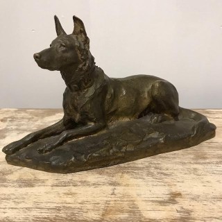 C1900 Bronze German Shepard