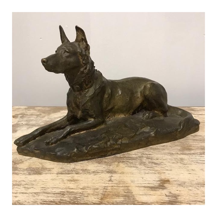 C1900 Bronze German Shepard