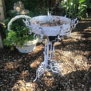 C1900 Standing Jardiniere