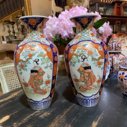 C19th Imari pair of Vase Meiji