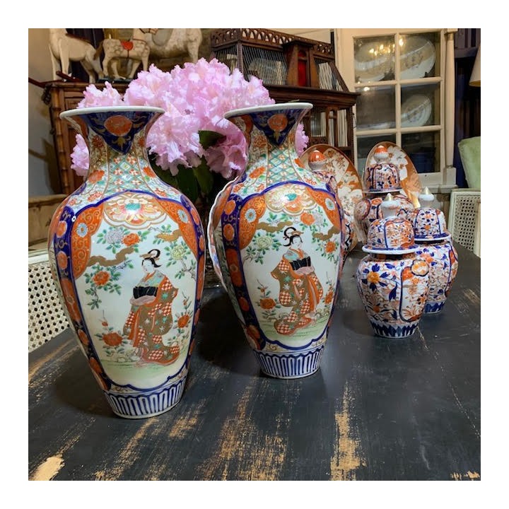 C19th Imari pair of Vase Meiji