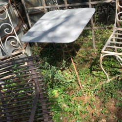 C1940 garden Table