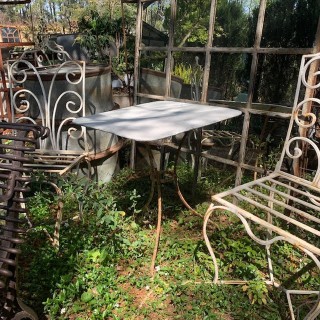 C1940 garden Table