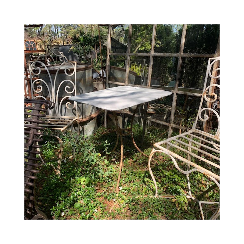 C1940 garden Table
