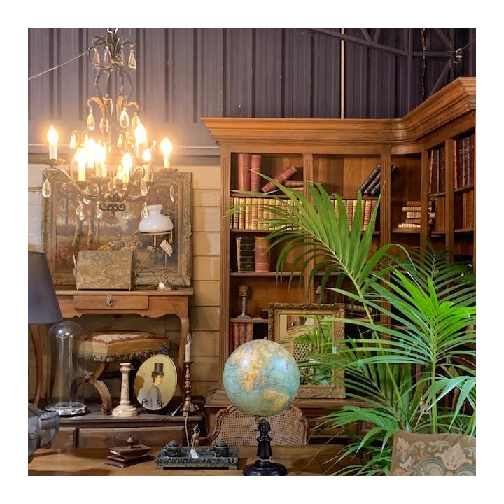 C19th French Crystal Chandelier 900 x 700