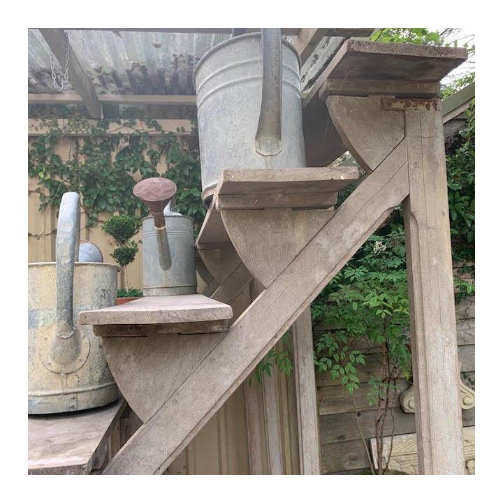 French Vintage Display