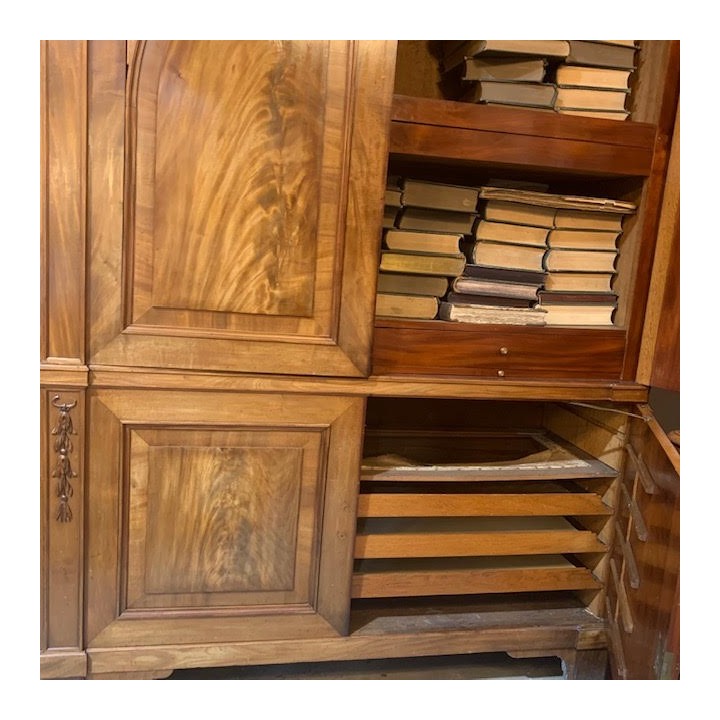 C19th English Flame Mahogany Gentleman's Press