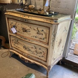 C19th Italienne Louis XV Style Commode