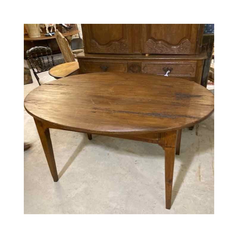 C18th - C19th French Provincial Oval Farmhouse Table