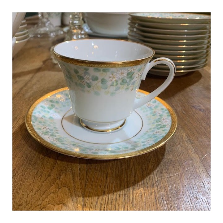 Vintage 59 Piece Japanese Setting Belgium