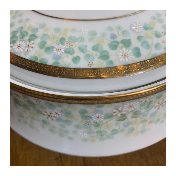 Porcelain Setting for 12 people