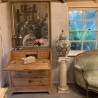 SOLD Vintage Timber Carved Piédestal