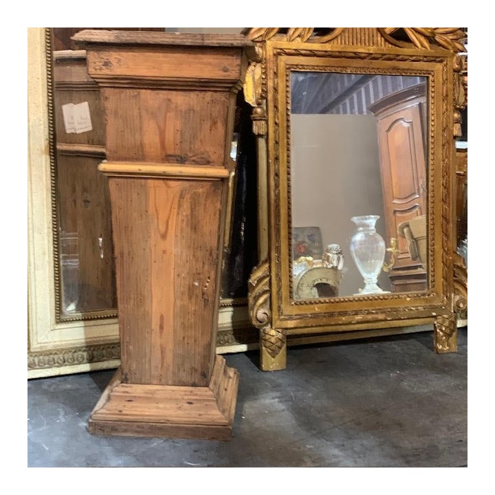 C1900-1910 Wood Pedestal