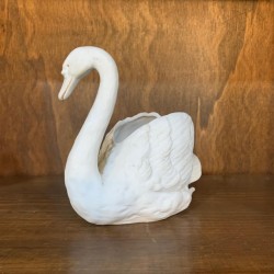 Vintage Swans large and small