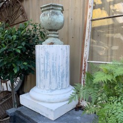 Vintage Set of 4 large Pedestal Fibreglass700 x 560