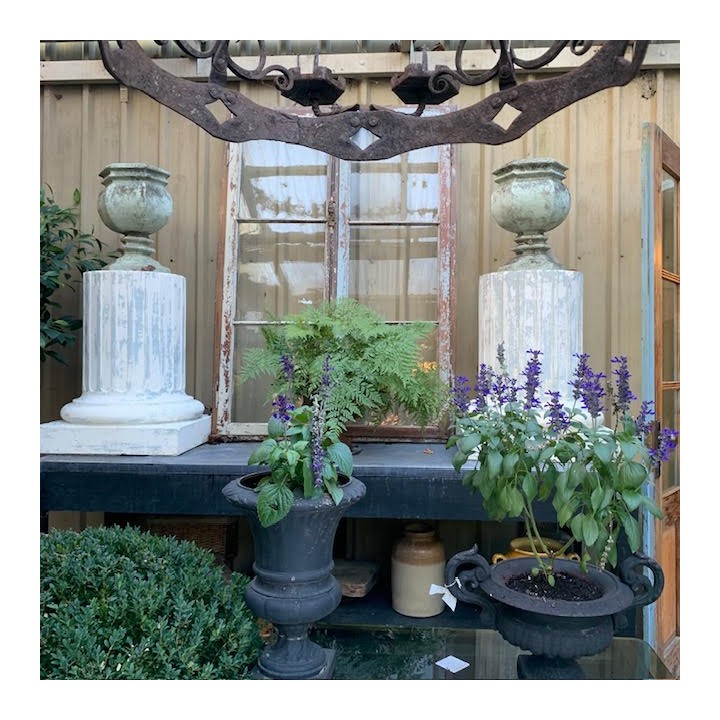 4 Vintage fibreglas large pedestals