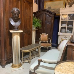 C1900 French Pair of Pedestal