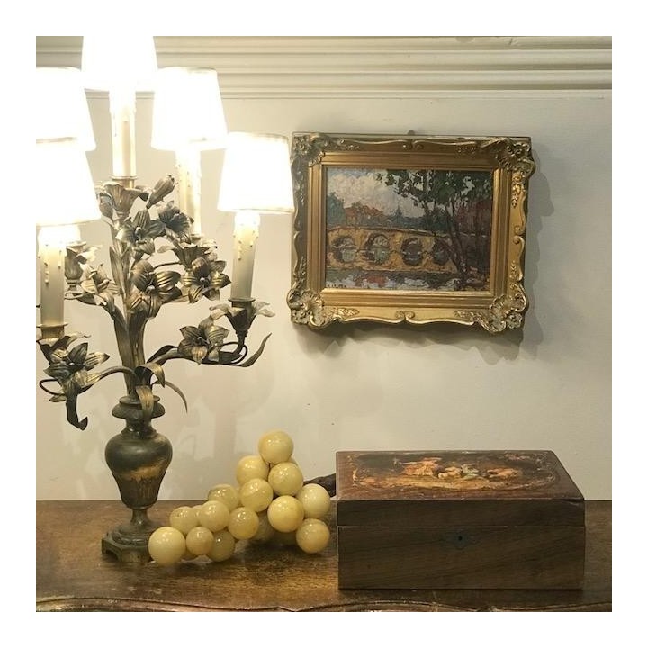 Early French Marble Grapes Large Proportion