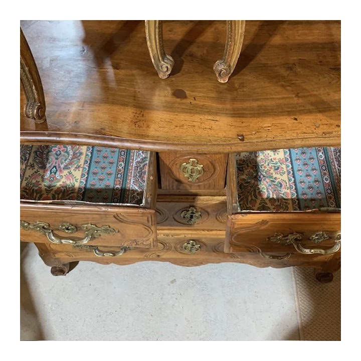 C18th French Louis XV Chest of Drawers in Oak