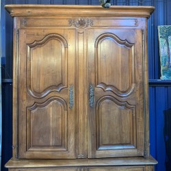 C18th French Walnut Buffet a Deux Corps