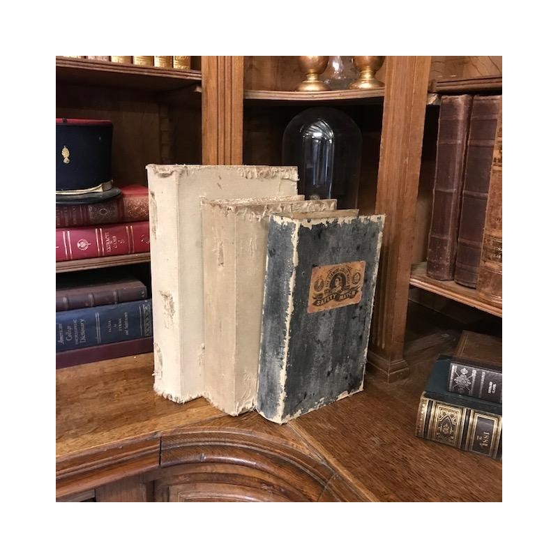 Antique Style Faux Decorative Book Box