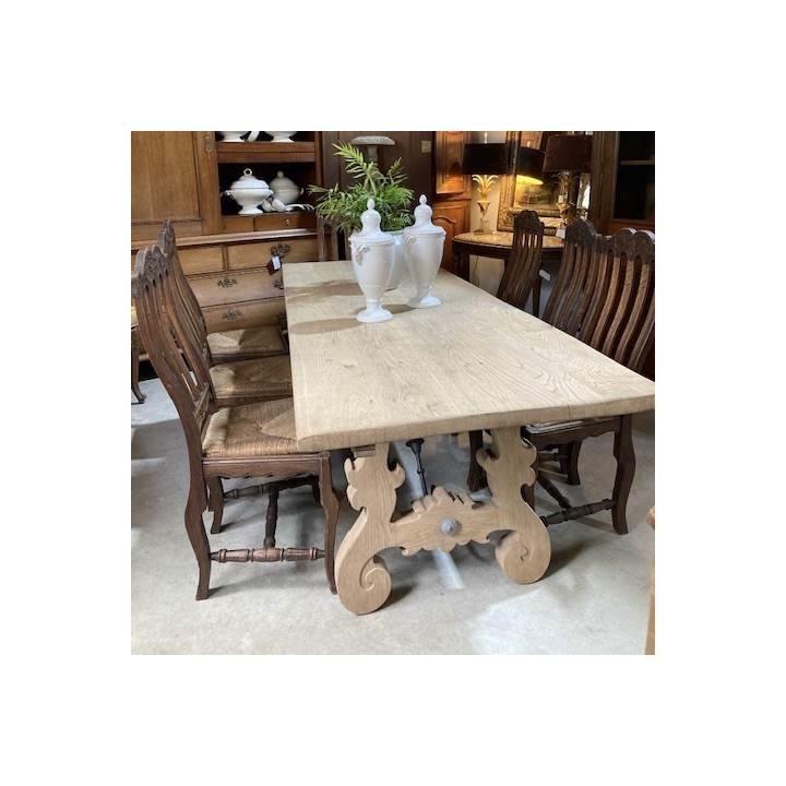 Antique Wash Oak Spanish Table