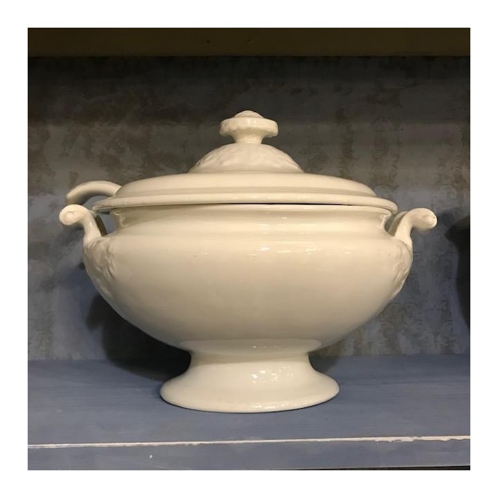 Early Dutch Soupiere