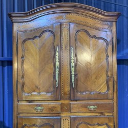 C18th French Buffet a Quatre Porte