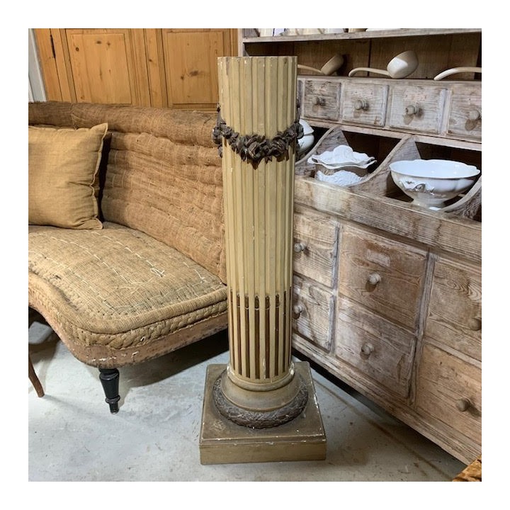 C1900 French Pedastal