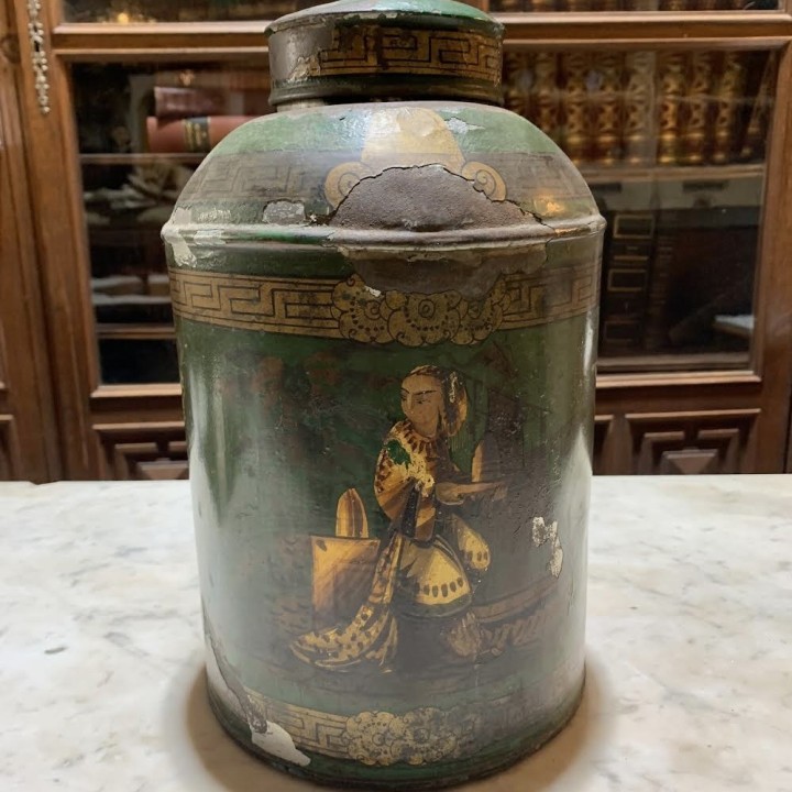 C18th Chinoiserie Tin Canister, Key Pattern
