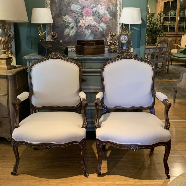 C19th French pair of fauteuils, style Louis XV, Napoleon III