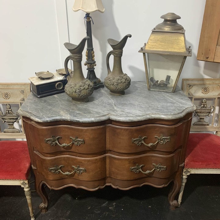 C19th Cherry Wood Chest Of Drawers