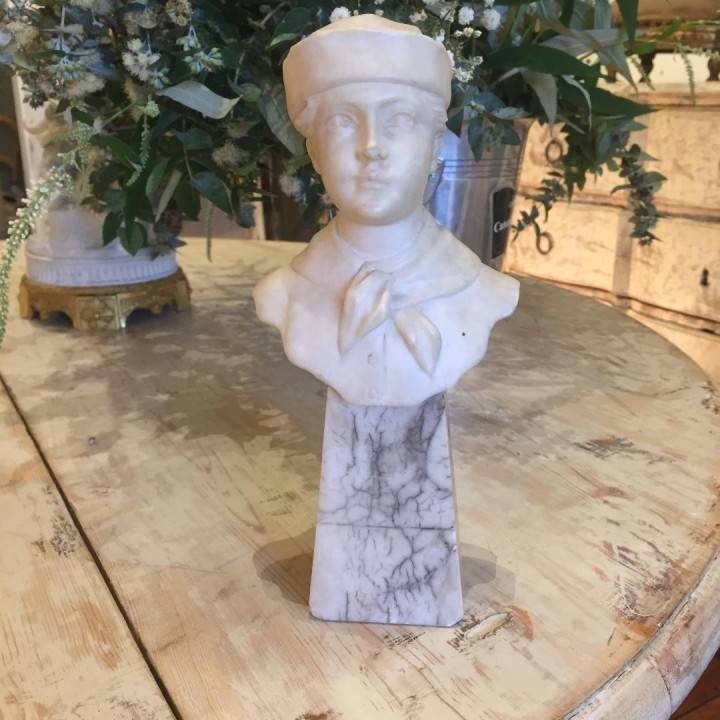 C1900 Alabaster Dutch Bust
